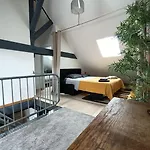 Hébergement de vacances Grand Loft Design Avec Piscine Prox Futuroscope Cisse