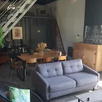 Grand Loft Design Avec Piscine Prox Futuroscope Hébergement de vacances