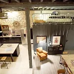 Hébergement de vacances Grand Loft Design Avec Piscine Prox Futuroscope *