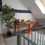 Hébergement de vacances Grand Loft Design Avec Piscine Prox Futuroscope Cisse