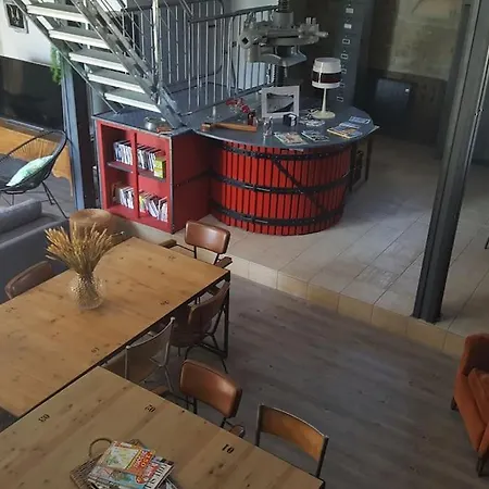 Grand Loft Design Avec Piscine Prox Futuroscope Nyaraló *